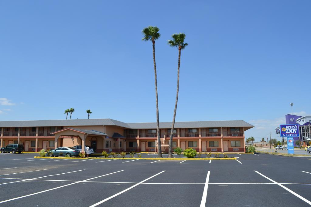 Deluxe Inn And Suites Weslaco Ngoại thất bức ảnh