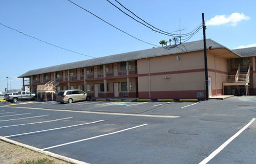 Deluxe Inn And Suites Weslaco Ngoại thất bức ảnh