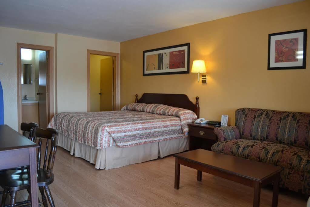 Deluxe Inn And Suites Weslaco Ngoại thất bức ảnh